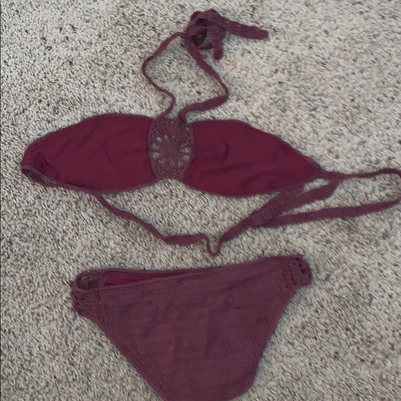 Bikini - Picture 4 of 4